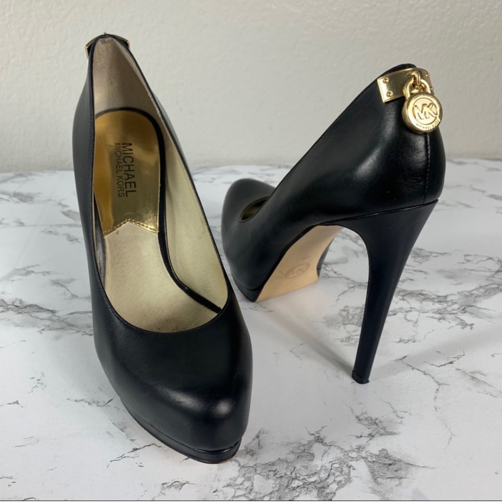 Michael Kores heels